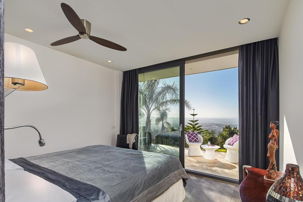 Eden Roc Villa Portol Bagian luar foto
